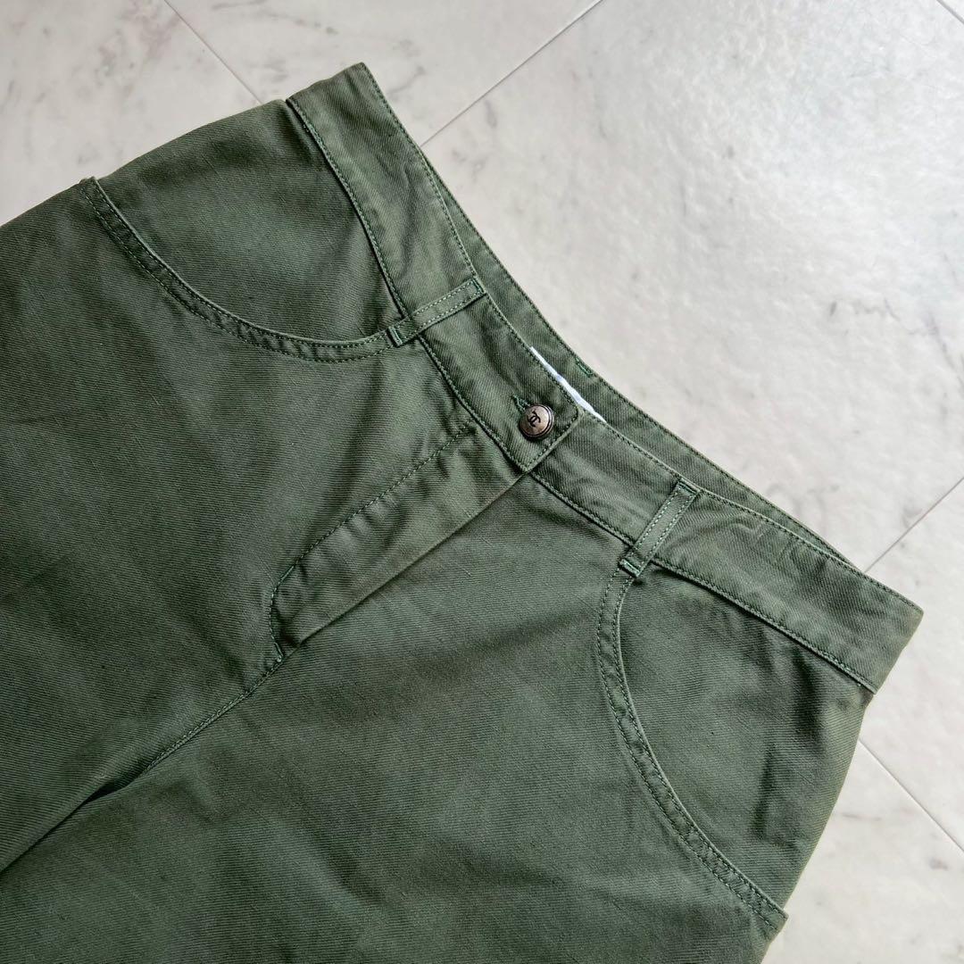 付属品付 CHANEL ココマークメタルボタン ハーフパンツ カーキ 40