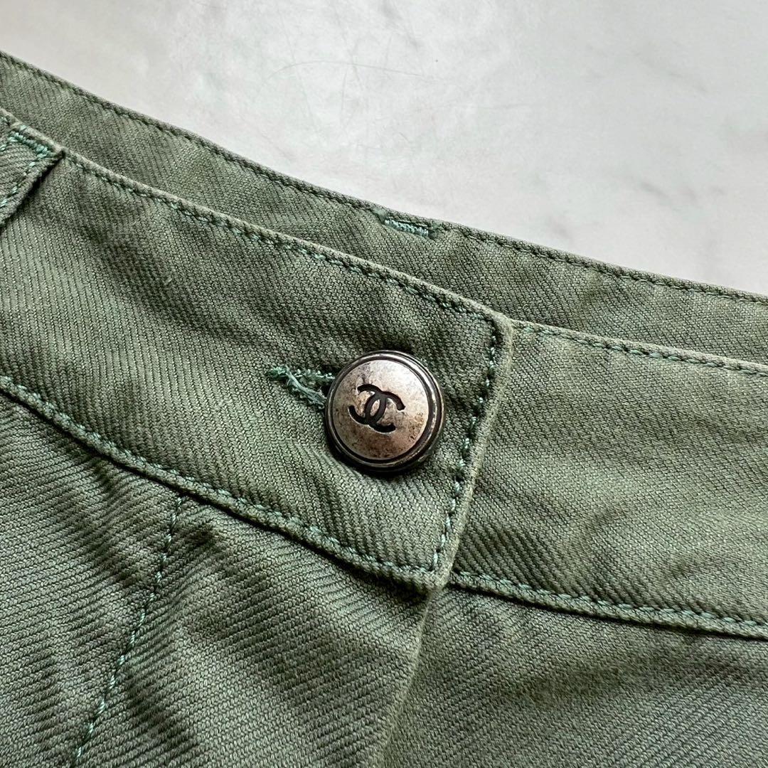付属品付 CHANEL ココマークメタルボタン ハーフパンツ カーキ 40