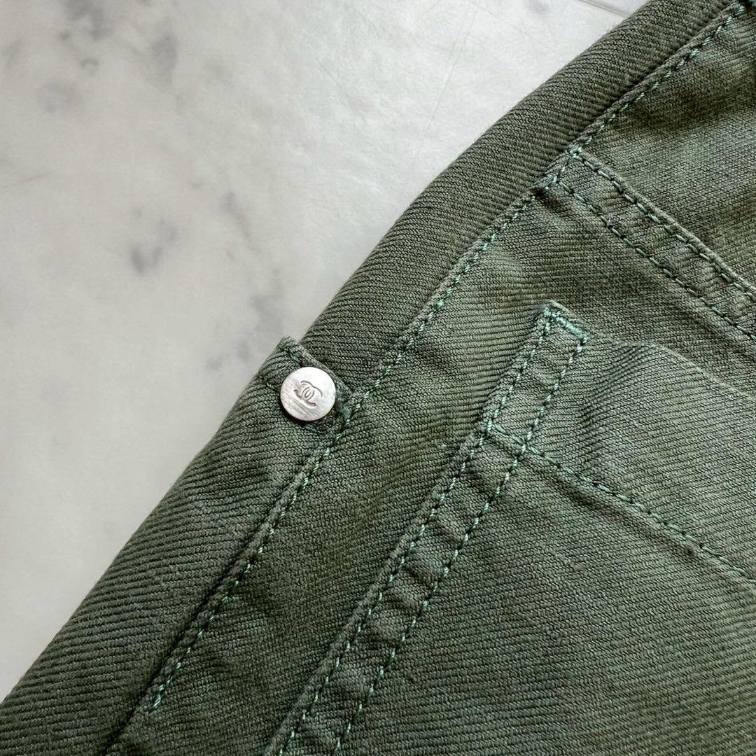 付属品付 CHANEL ココマークメタルボタン ハーフパンツ カーキ 40