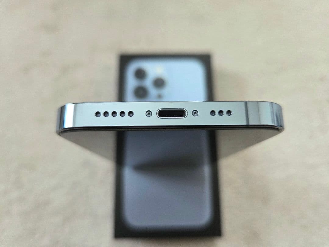 【美品】Apple iPhone 13 Pro シエラブルー 本体