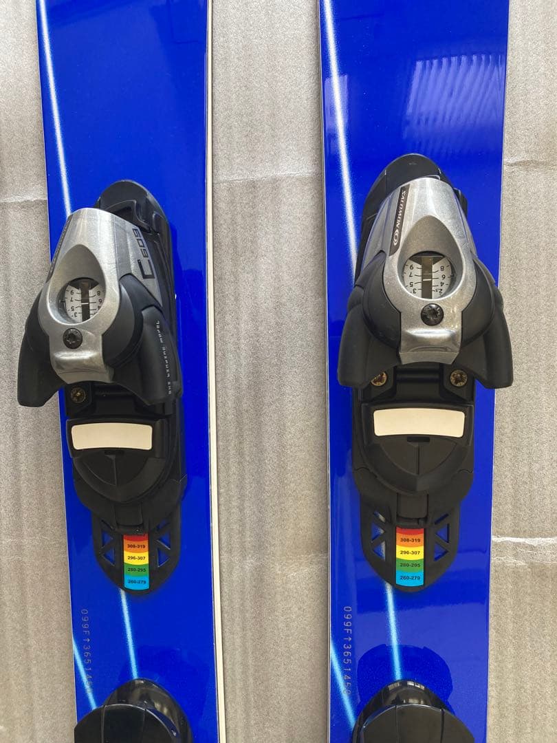 【未使用・美品】ショートスキー(ファン)ボードと解放ビィンディング のセット