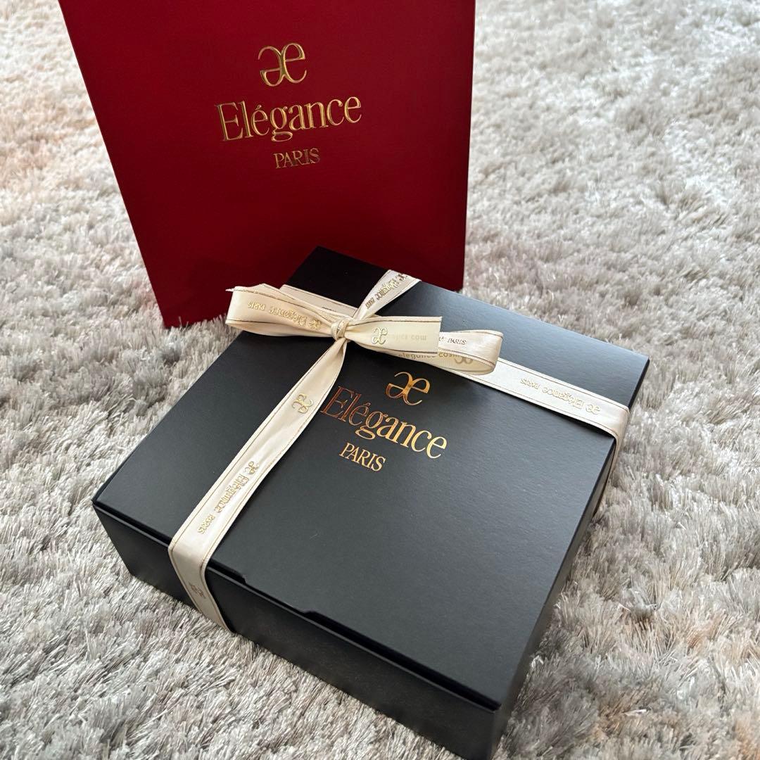 エレガンス　フェイスパウダー　ルージュビジュー