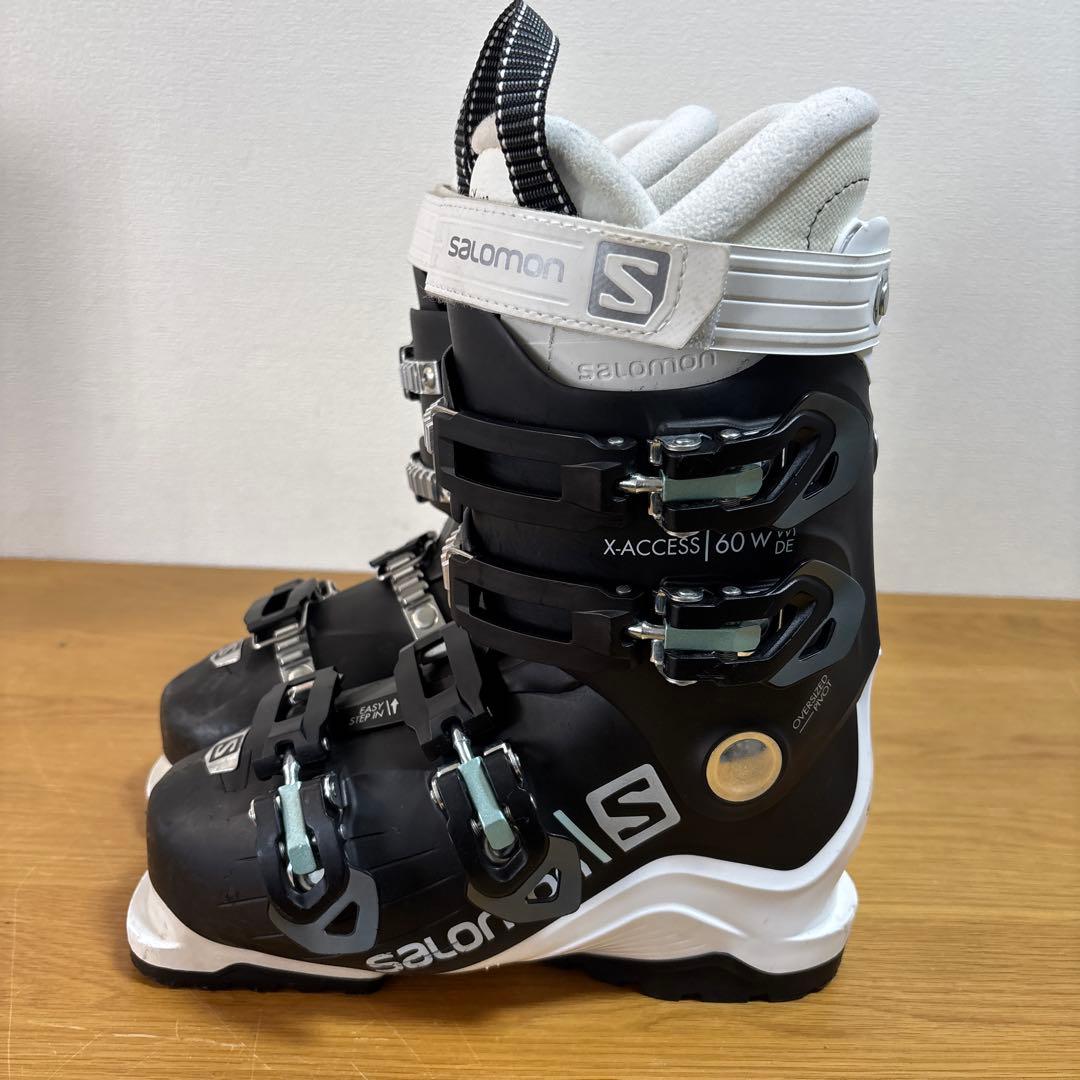 2022 salomon サロモン22-23.5cm スキーブーツ　レディース