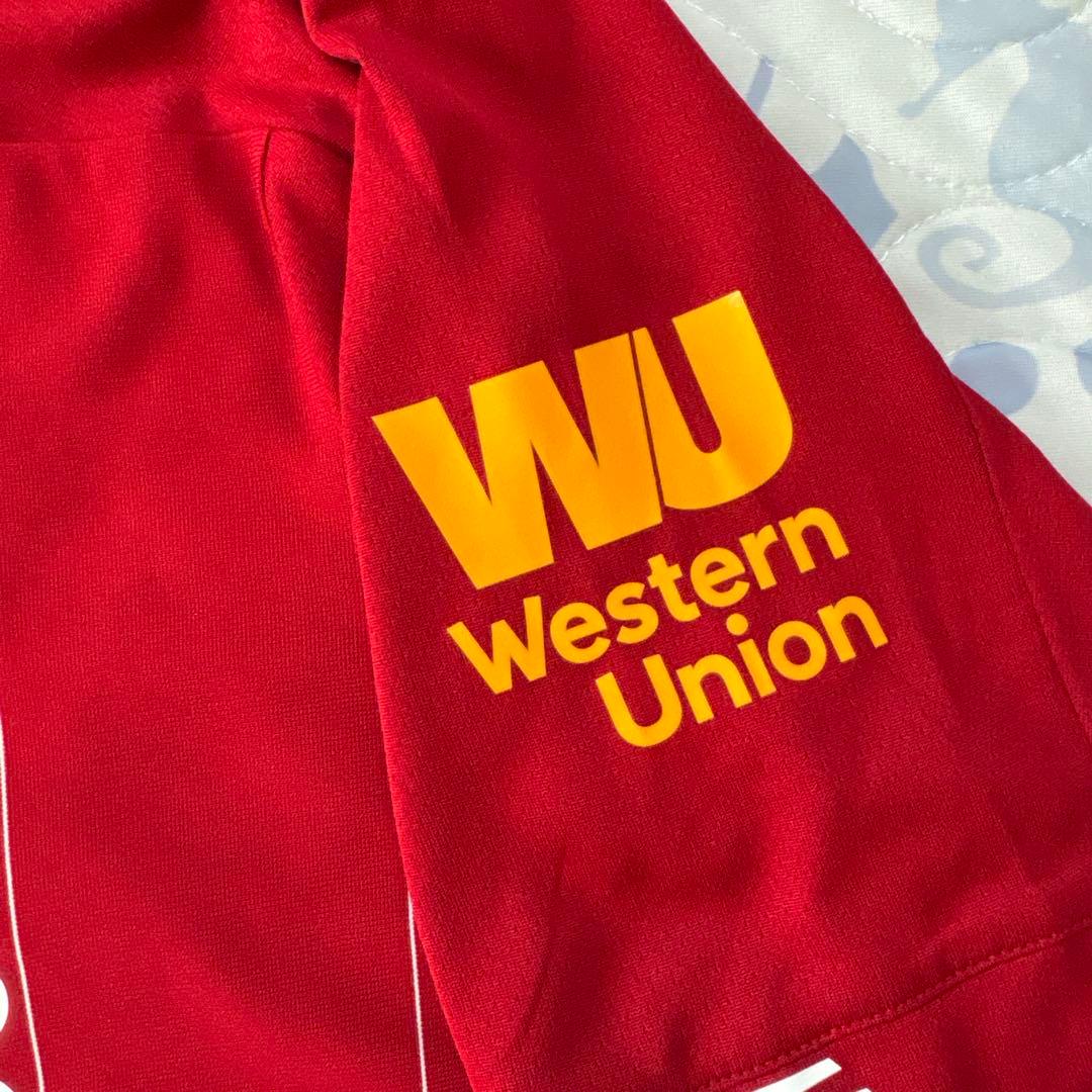 まる　 リヴァプールFC 南野拓実 New Balance レッド　正規品