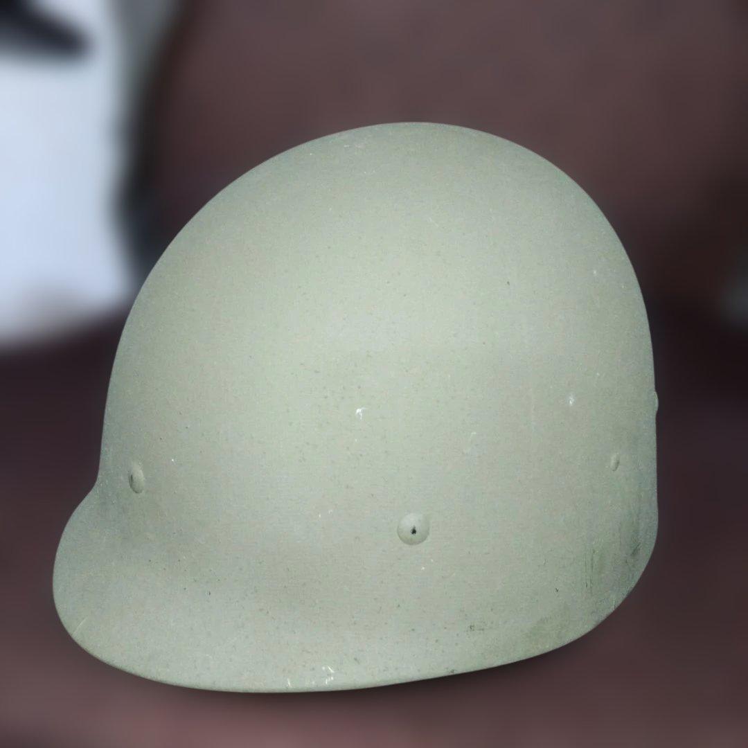 実物M1ヘルメットベトナム戦仕様