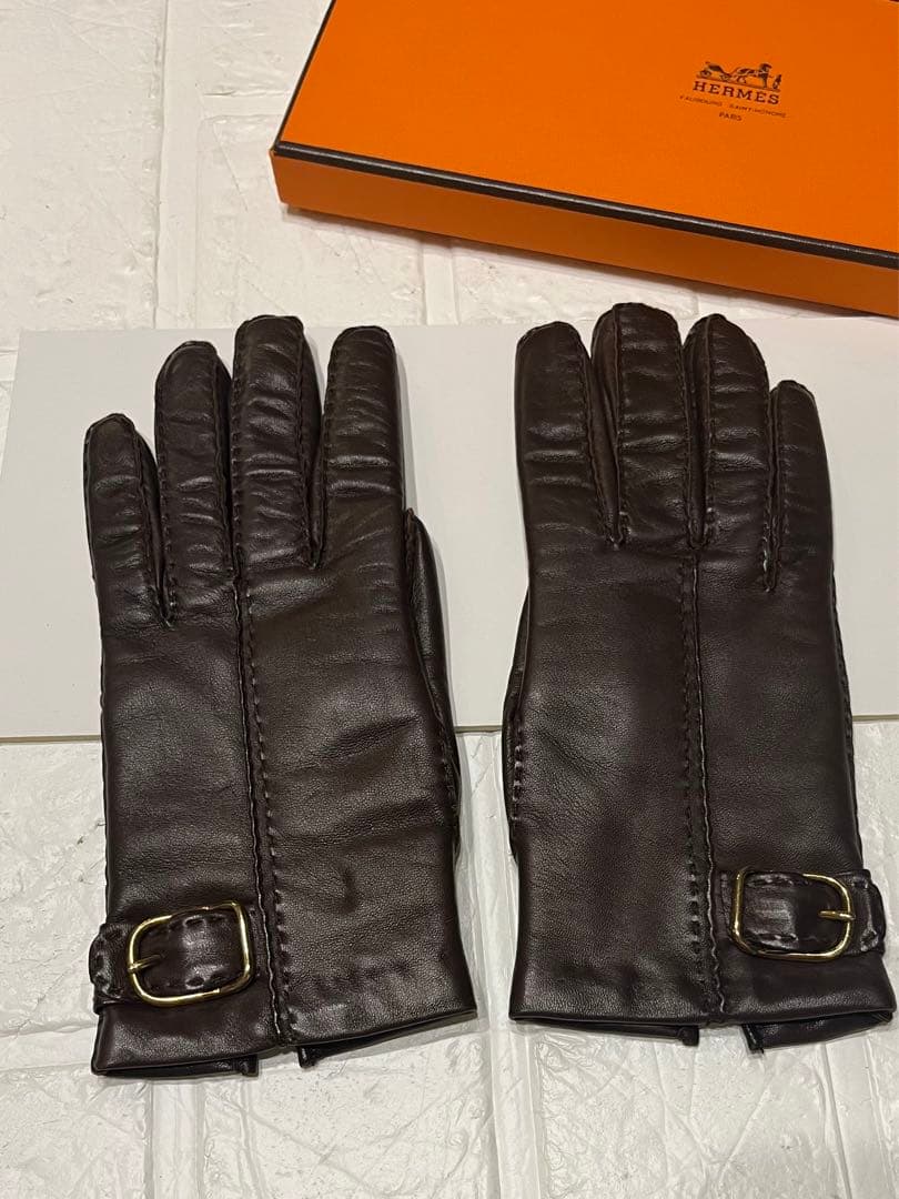 新品タグ付☆エルメス　手袋　グローブ　美品　バックル金具　61/2 ラムレザー