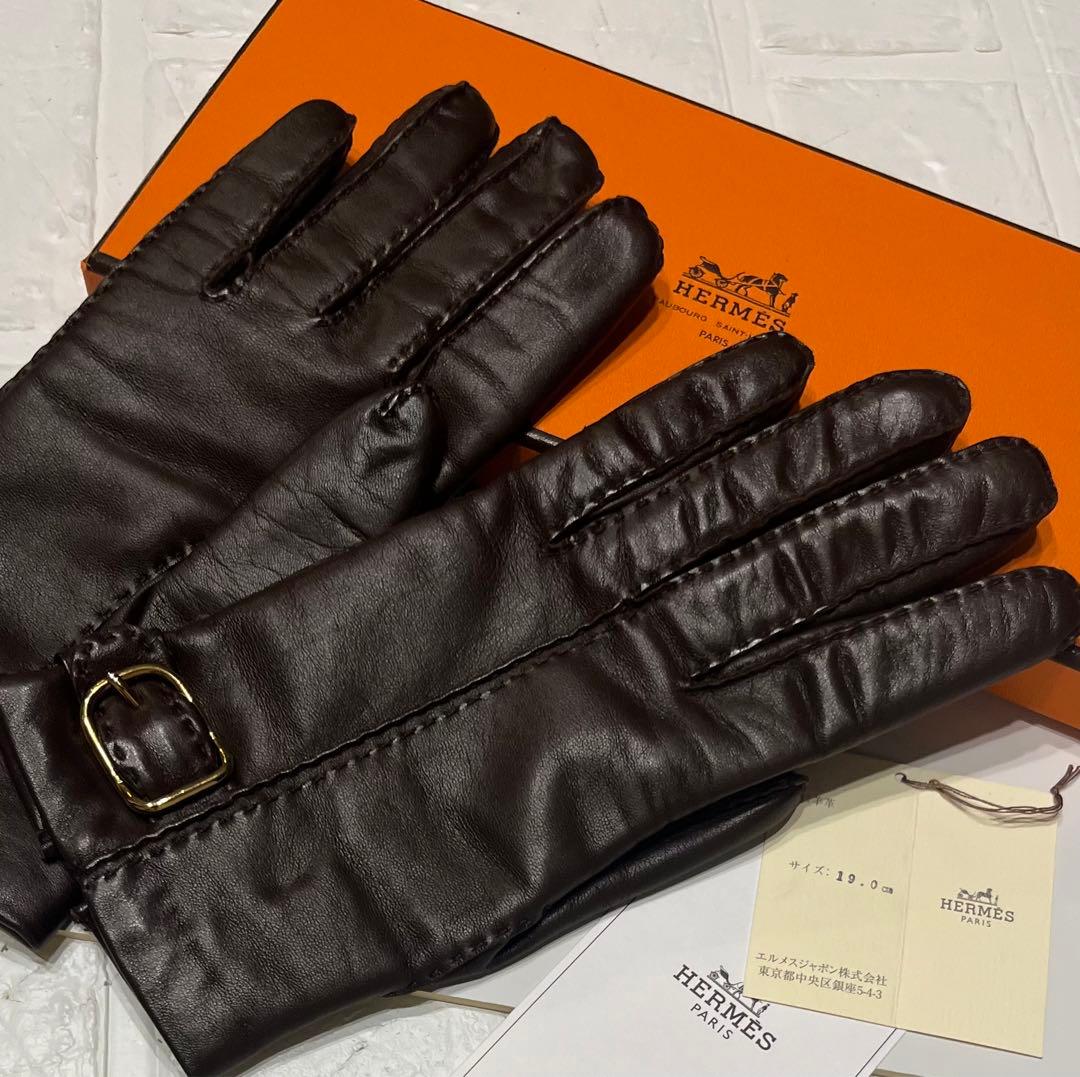 新品タグ付☆エルメス　手袋　グローブ　美品　バックル金具　61/2 ラムレザー