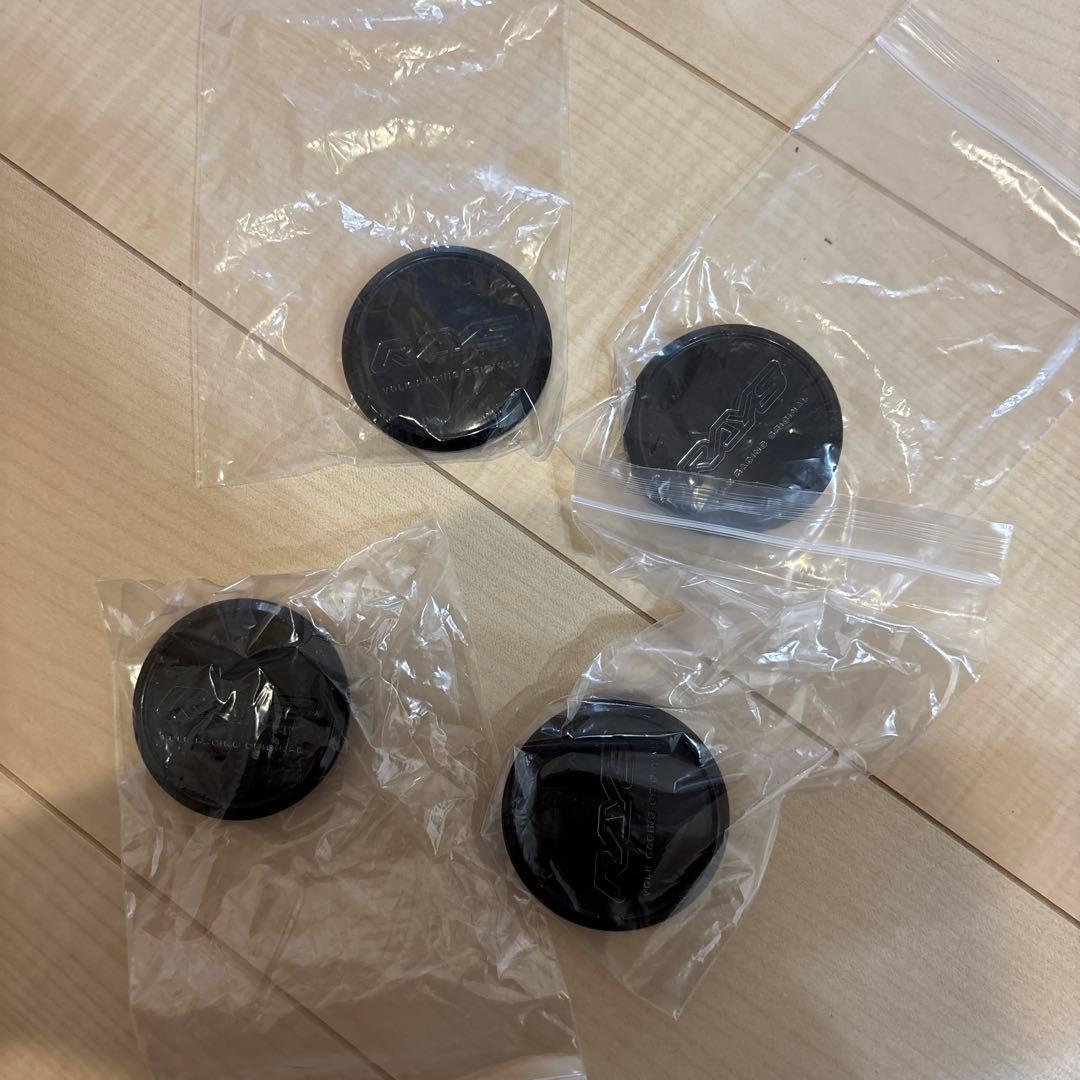 値下げ！RAYS TE37KCRブラックセンターキャップ Φ64.5BK中古本物