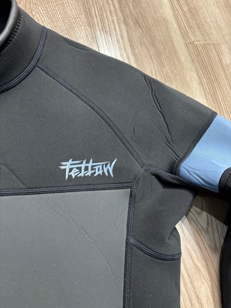 新品　フェロー　ウェットスーツ　ロングスプリング　サイズLB