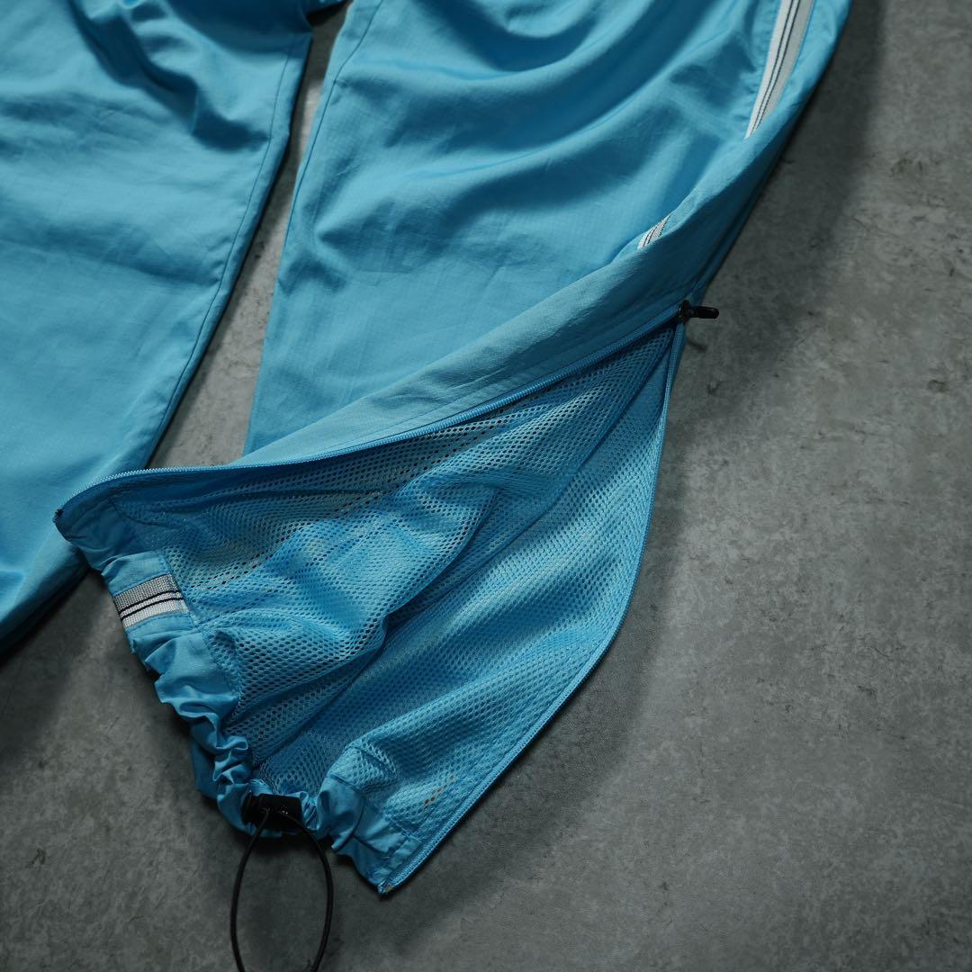 00s NIKE ワイドナイロンパンツ 水色 サイドライン 刺繍ロゴ y2k