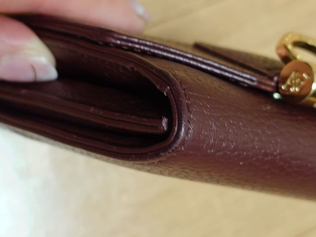 ATAOアタオ　ロトロ/バーガンディ 牛革 二つ折り財布