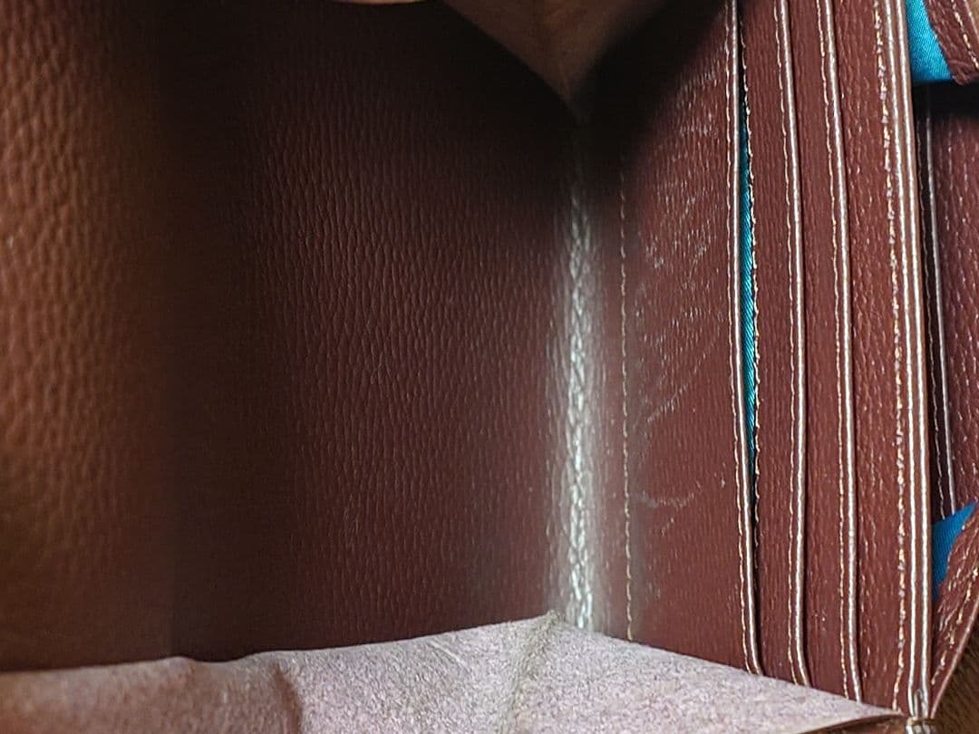 ATAOアタオ　ロトロ/バーガンディ 牛革 二つ折り財布