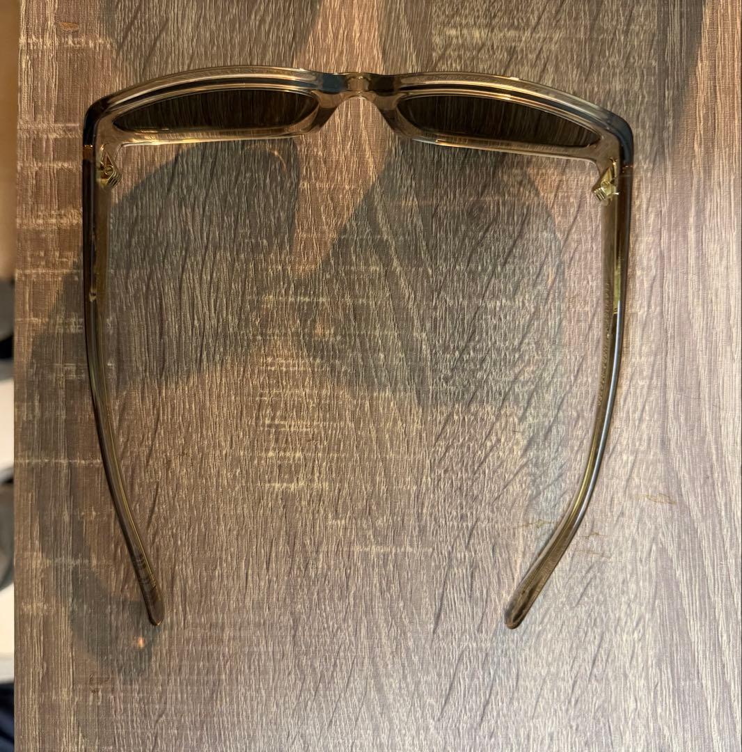 FLATLIST クリア サングラス ケース付veneda ccrter モデル