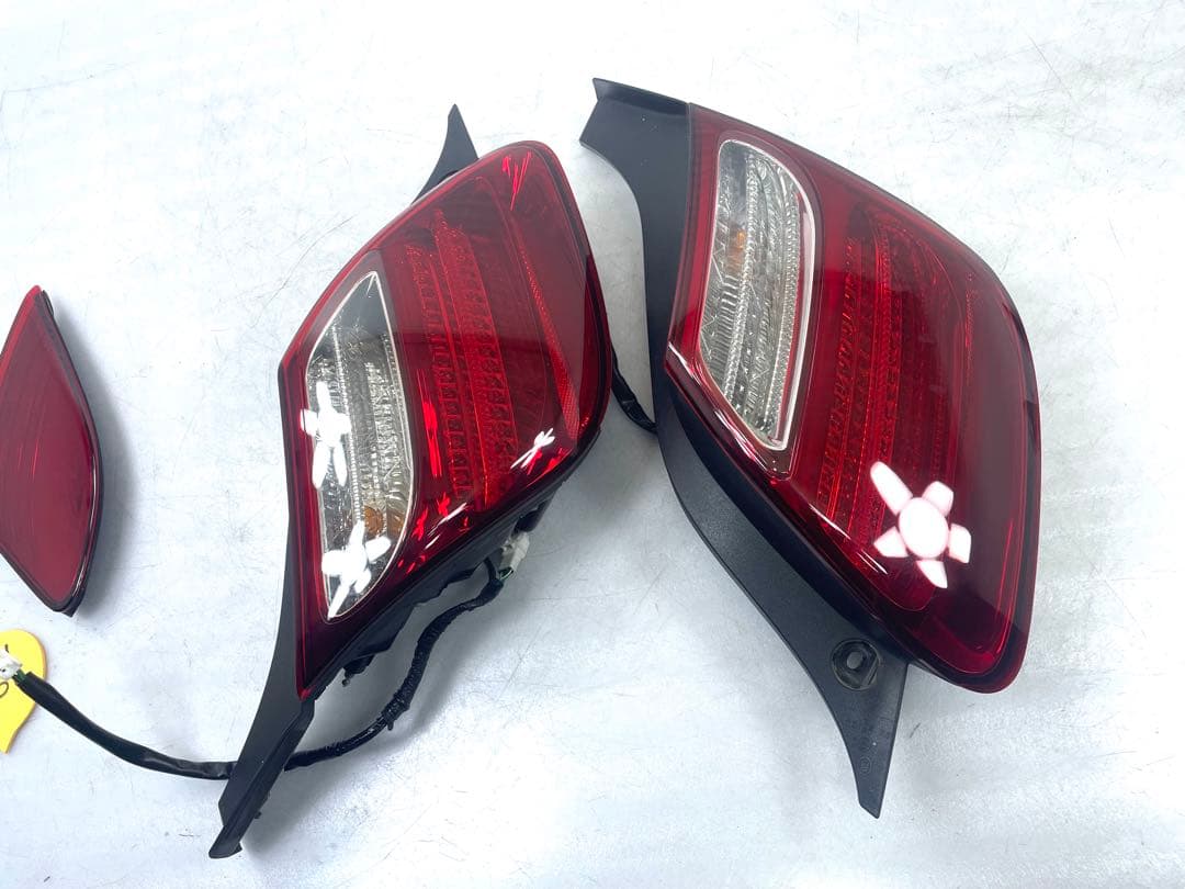 レクサス SC430 ソアラ UZZ40 後期 純正 LED テールランプ