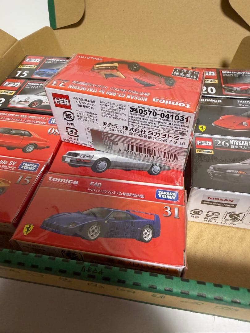 トミカプレミアム　まとめ売り　12台