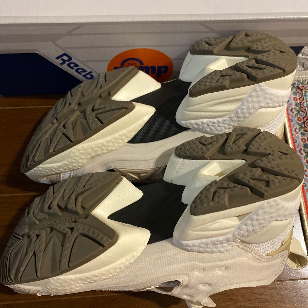 Reebok instapump ホワイト スニーカー