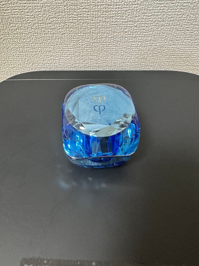 クレドポーボーテ　ラ・クレーム　ホリデーコレクション