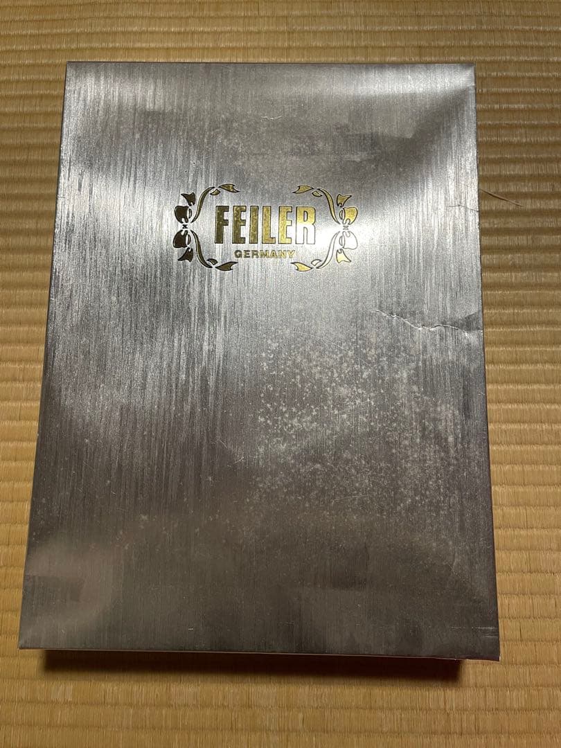 FEILER 花柄スリッパ・エプロンセット