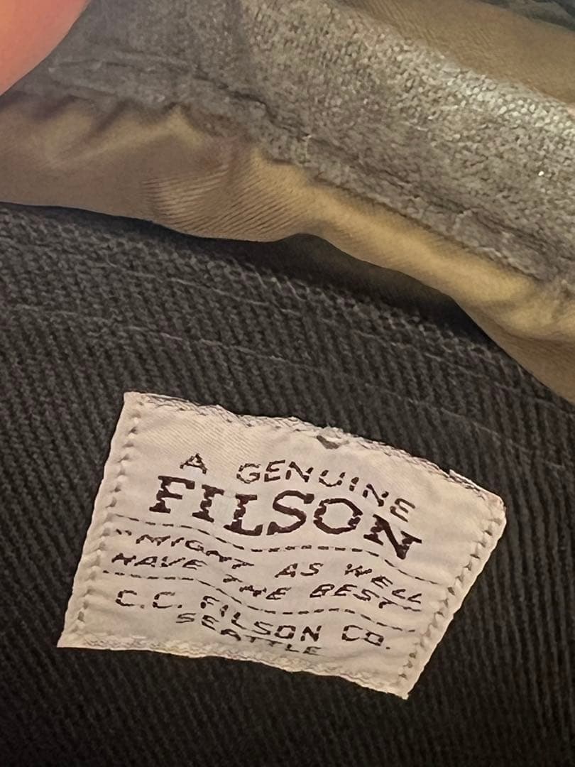 もっちゃん】フィルソン　ラギットツィル トラベル キットバック　アメリカ製