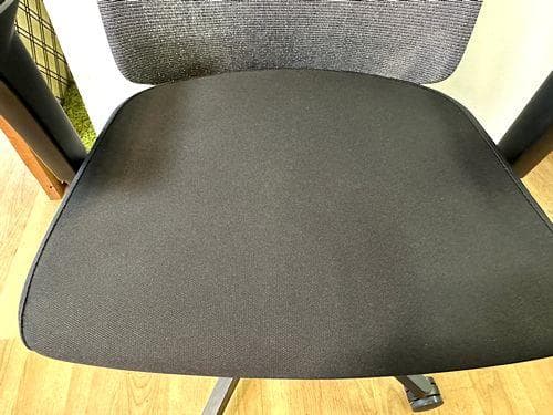 J【中古品】イトーキ サリダチェア YL8 可動肘付 YL8-SGBL-AEL