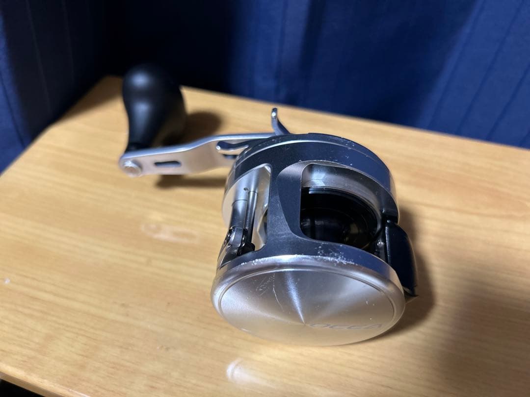 【土日限定値下げ】シマノ　オシア　カルカッタ　３００ＨＧ