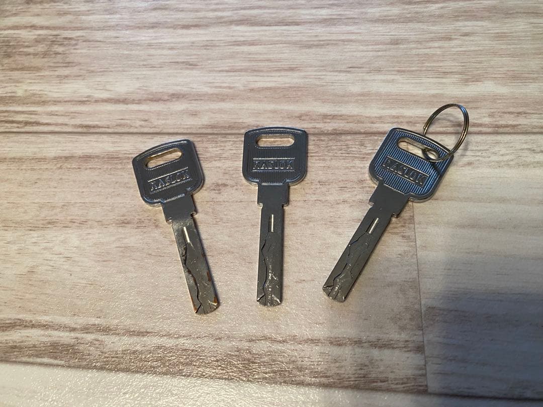 【盗難防止】ハンドルロックステアリングロック