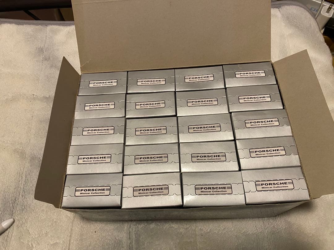 京商KYOSHO ポルシェ ミニカーコレクション 20個入
