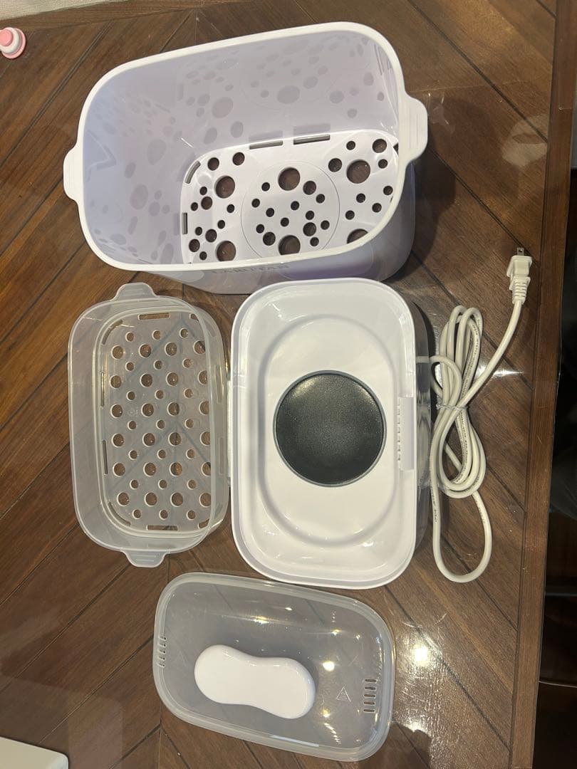 LARUTAN 哺乳びん用除菌乾燥機