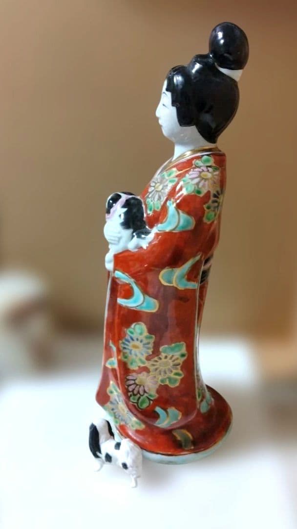 ミ*ル様 九谷焼　置物　狆をだく女人とオマケの狆