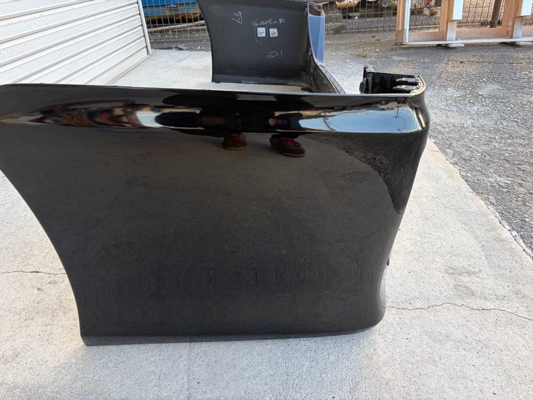 ヴォクシーZRR80 純正リアバンパー