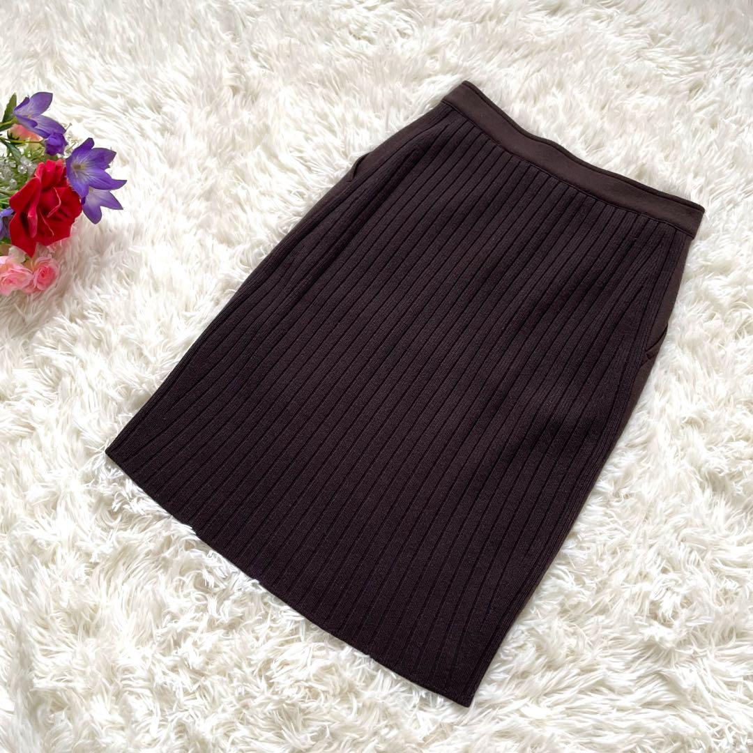 Salvatore Ferragamo ブラウンカシミヤ混スカートスーツ上下