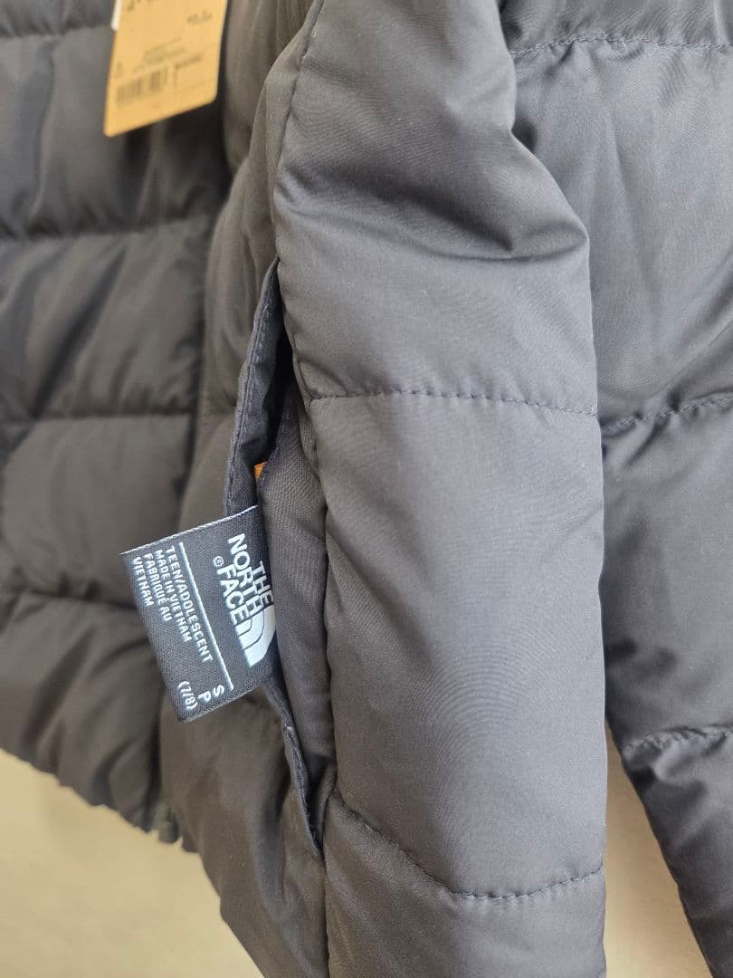 【新品タグ付き】ノースフェイス NORTH ダウン アウター 120 130