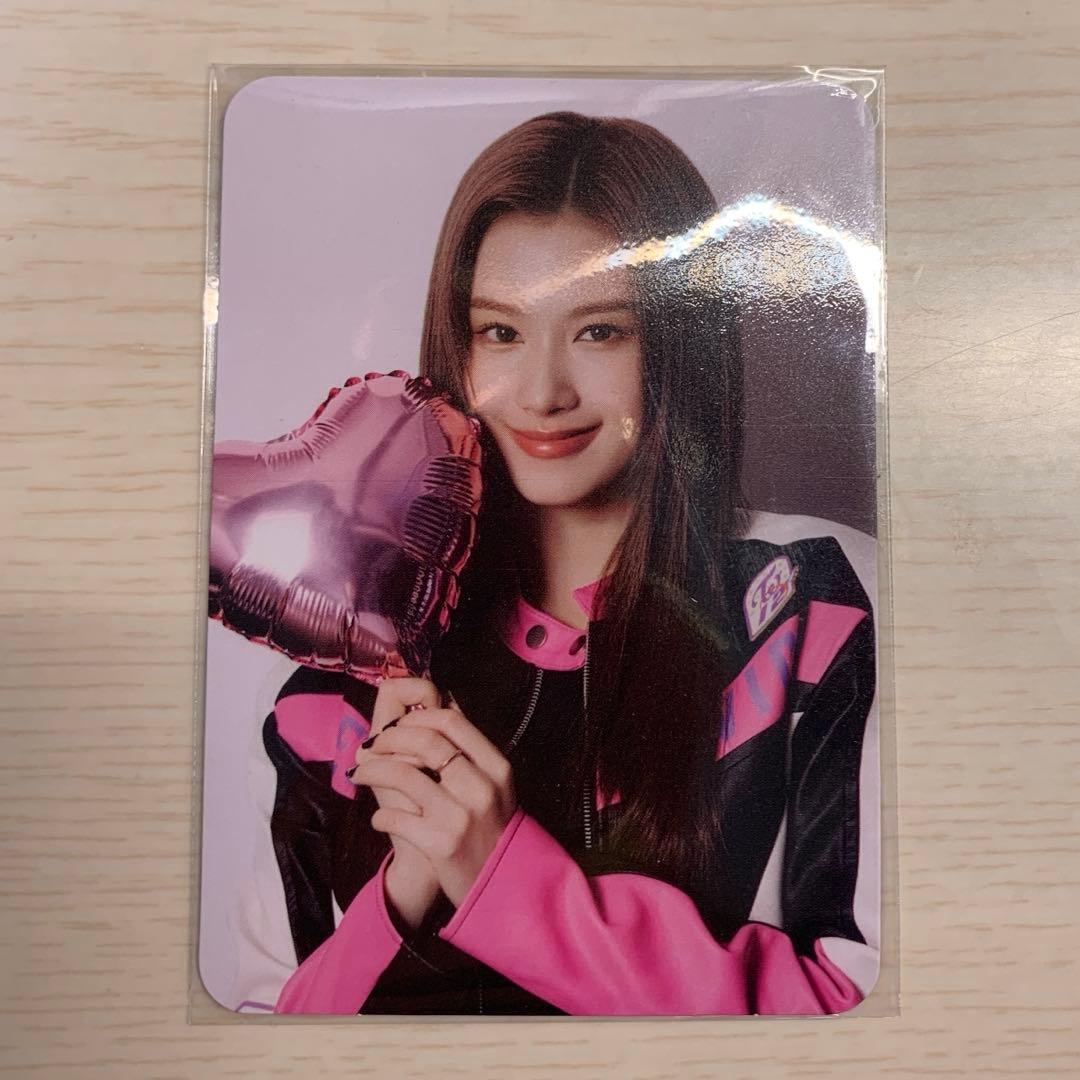 TWICE サナ　シーグリ2024oncejapan特典トレカ