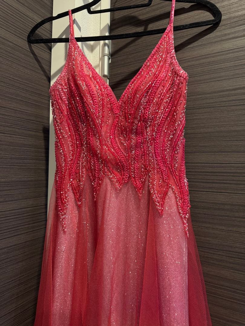 ✨華やかなビビッドピンク×ラメのロングドレス✨