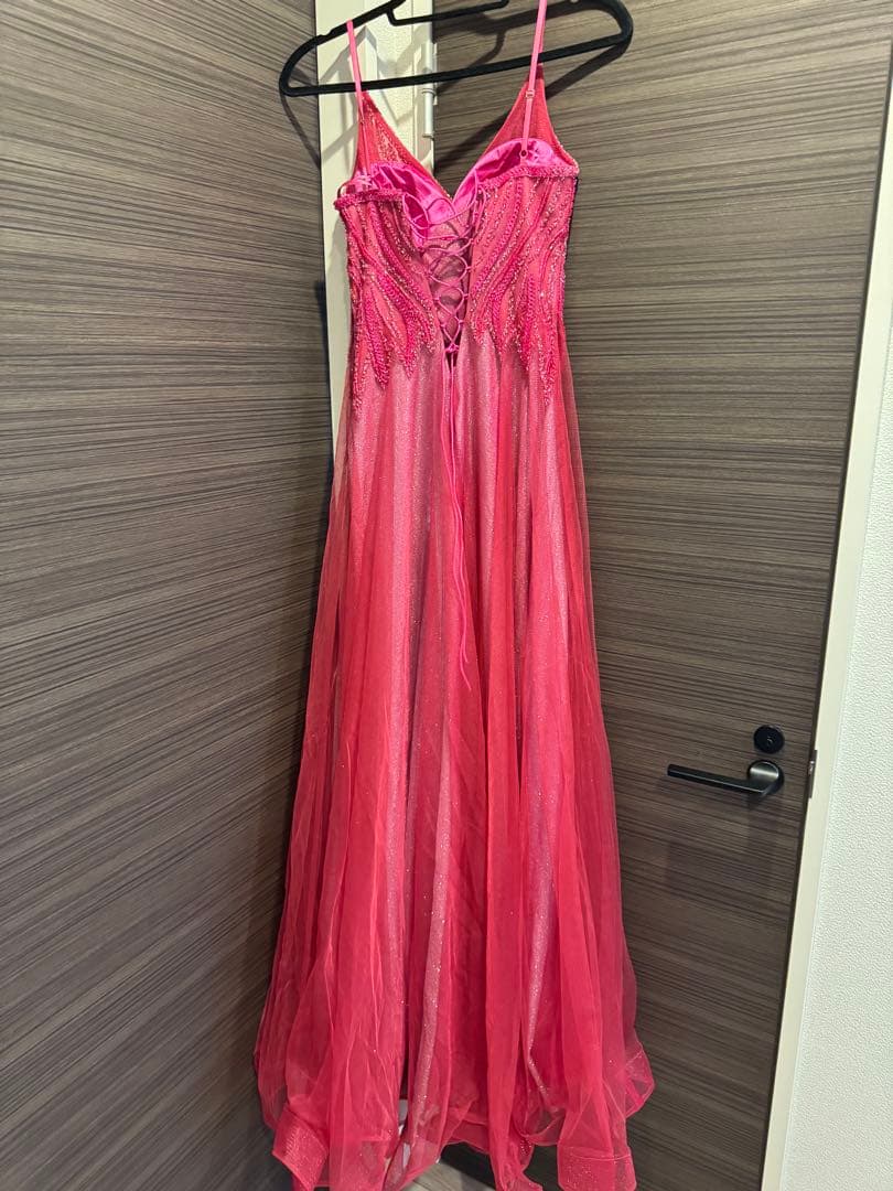 ✨華やかなビビッドピンク×ラメのロングドレス✨