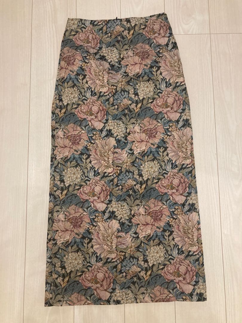 新品未使用AUBERY ベロアフリルキャミソール OPゴブランスカートセット