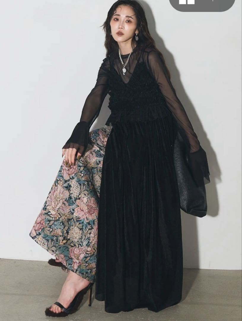 新品未使用AUBERY ベロアフリルキャミソール OPゴブランスカートセット