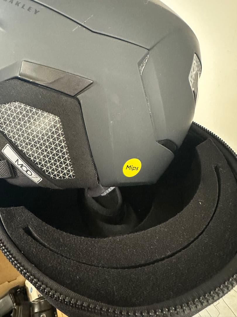 OAKLEY MOD 7 ヘルメット Mサイズ
