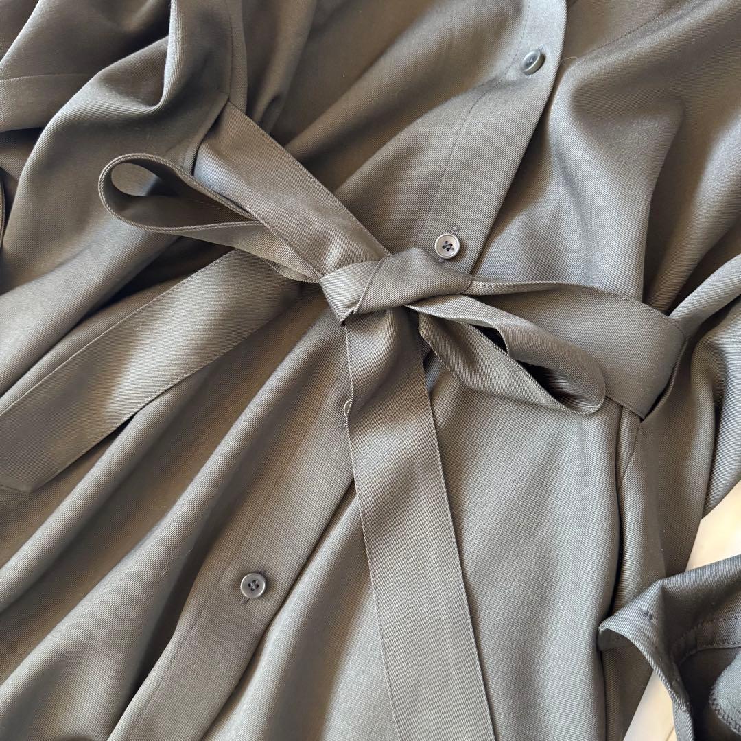 23区　シャツワンピース　ウール100 カーキ　ウエストリボン