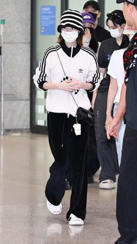 人気 【韓国限定サイズ】 adidas ワッフルBB トラックジャケット XL