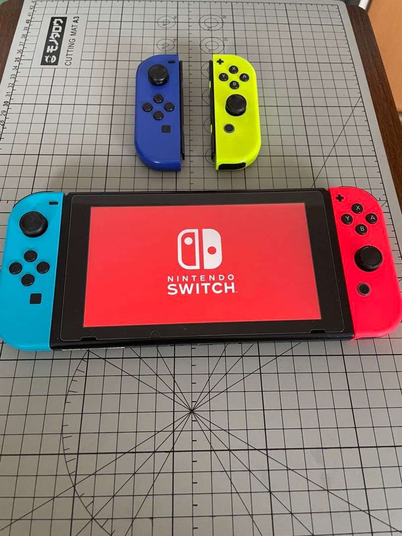 ⭐︎中古美品⭐︎Nintendo Switch 本体 その他付属品