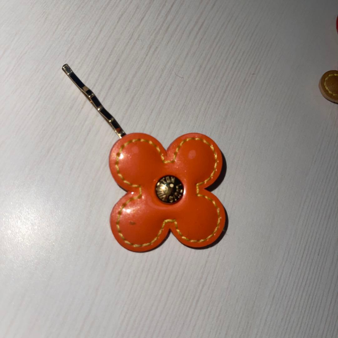 ♡♡LOUIS VUITTON ヘアピン