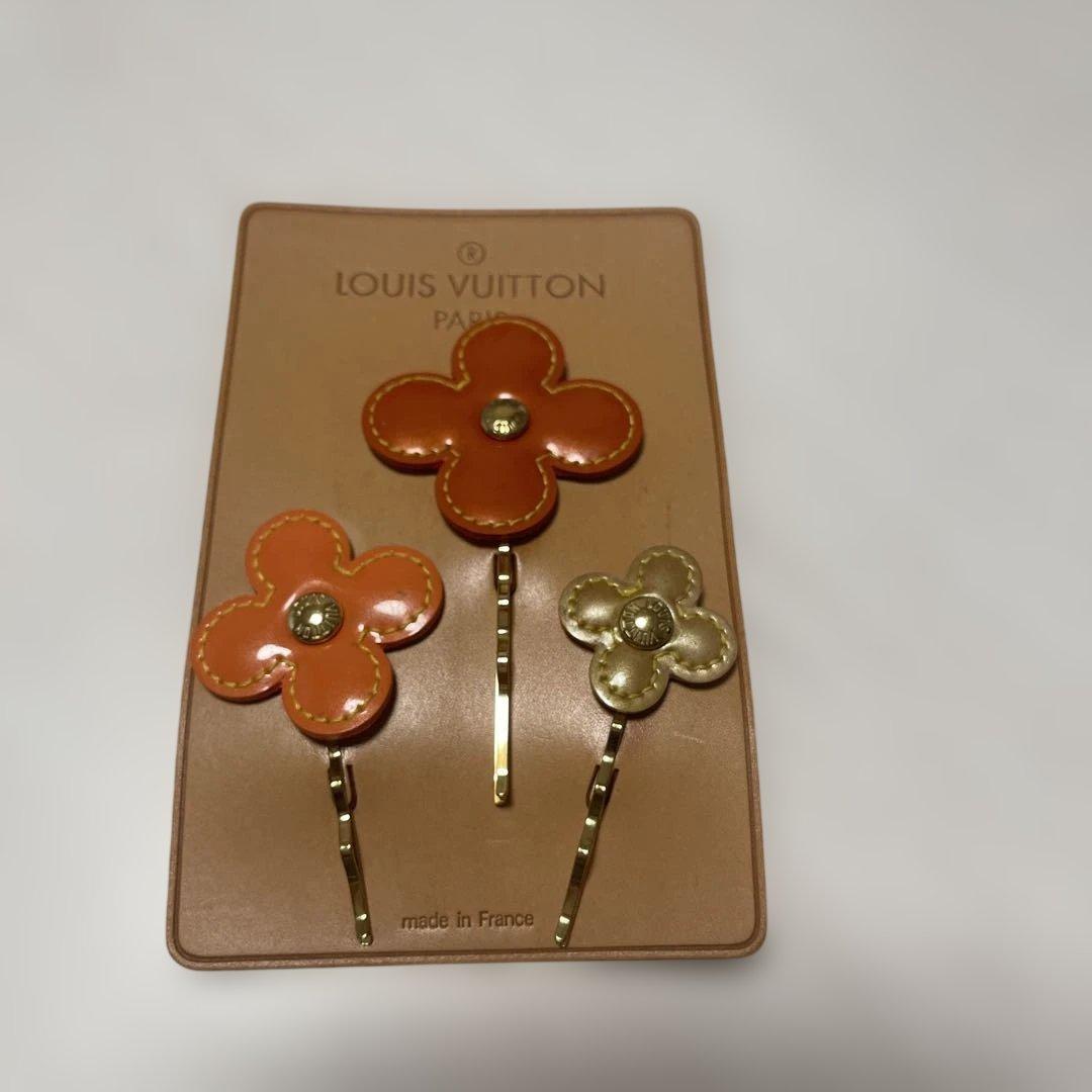 ♡♡LOUIS VUITTON ヘアピン