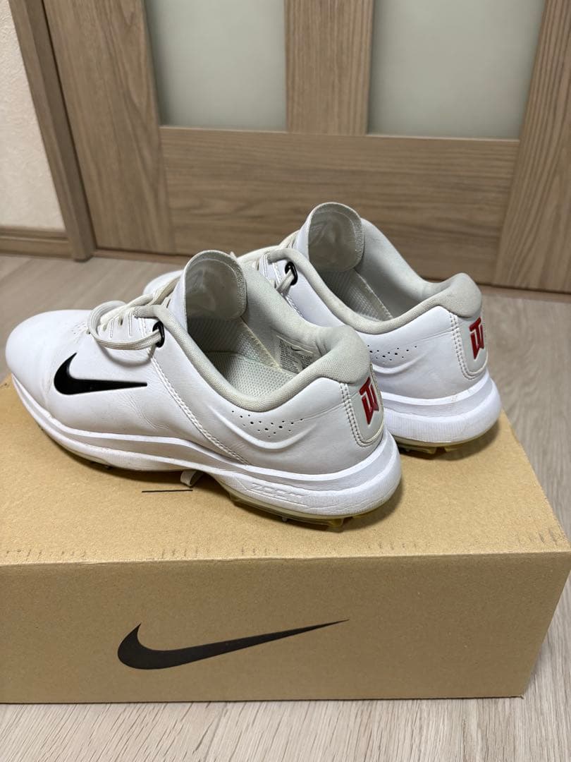 中古品タイガーウッズNIKE GOLF ナイキゴルフシューズ 26.5センチ