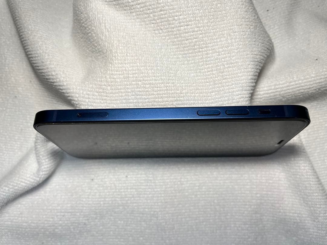 【美品】Apple iPhone 12 64GB ブルー