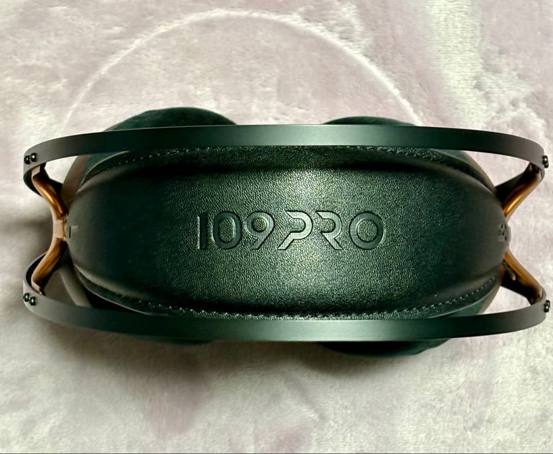 ま*る様 Meze Audio 109 Pro