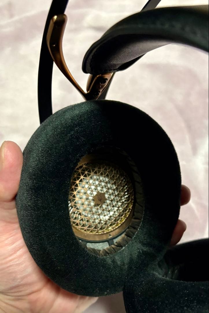 ま*る様 Meze Audio 109 Pro