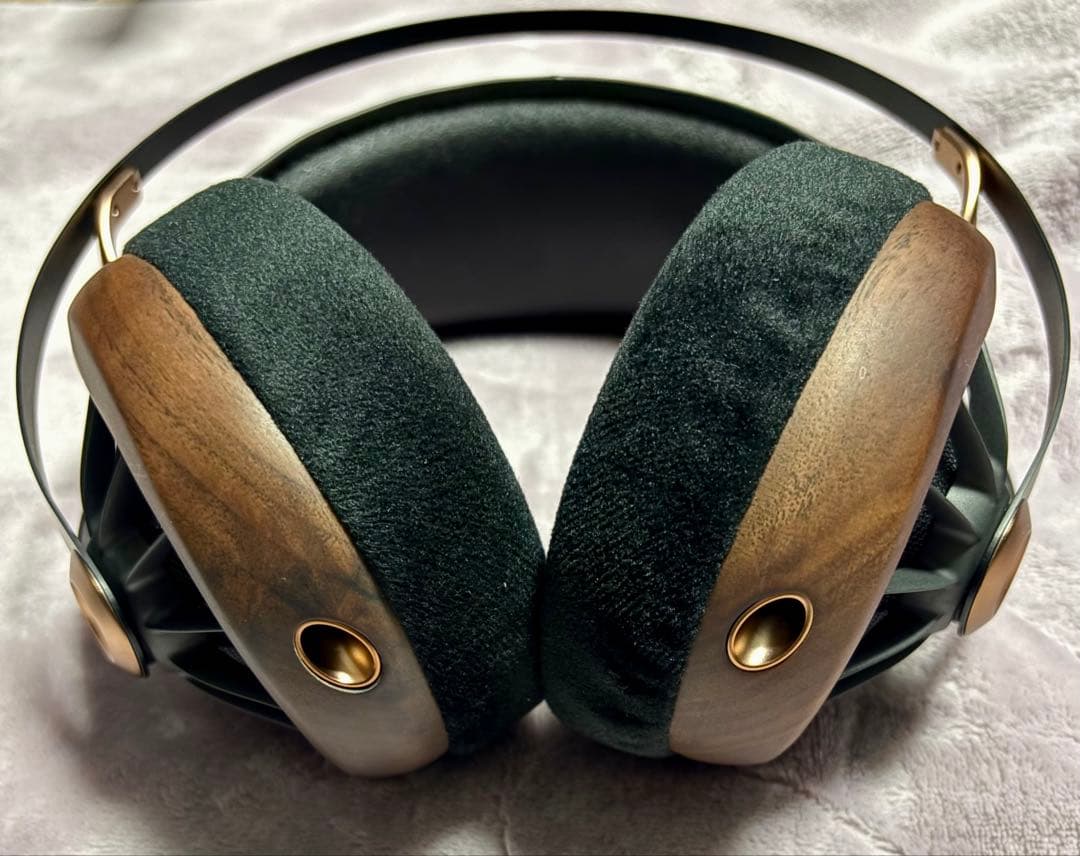 ま*る様 Meze Audio 109 Pro