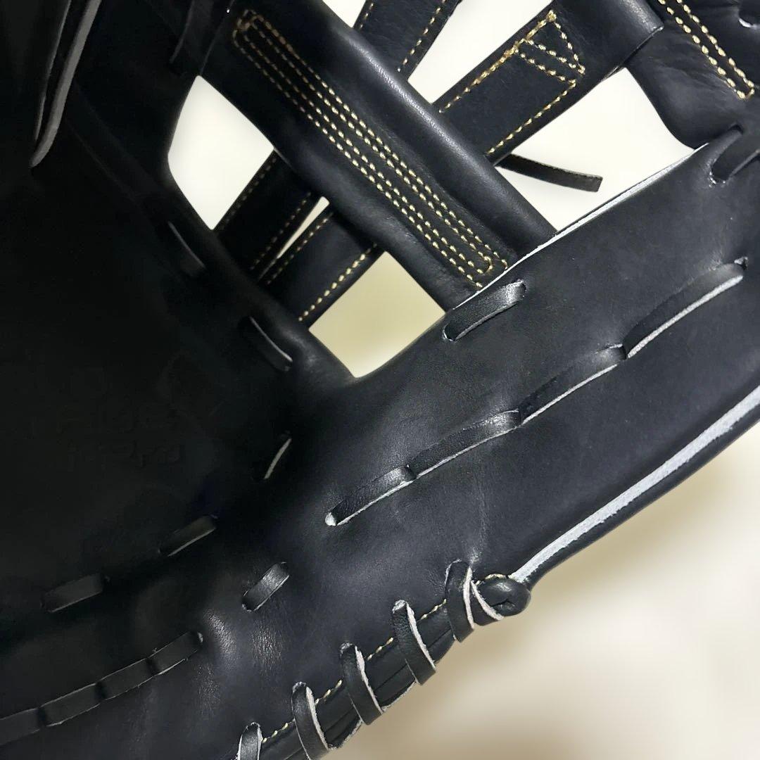 定価税込33000円！アシックス　ゴールドステージ　左　外野手用　新品未使用