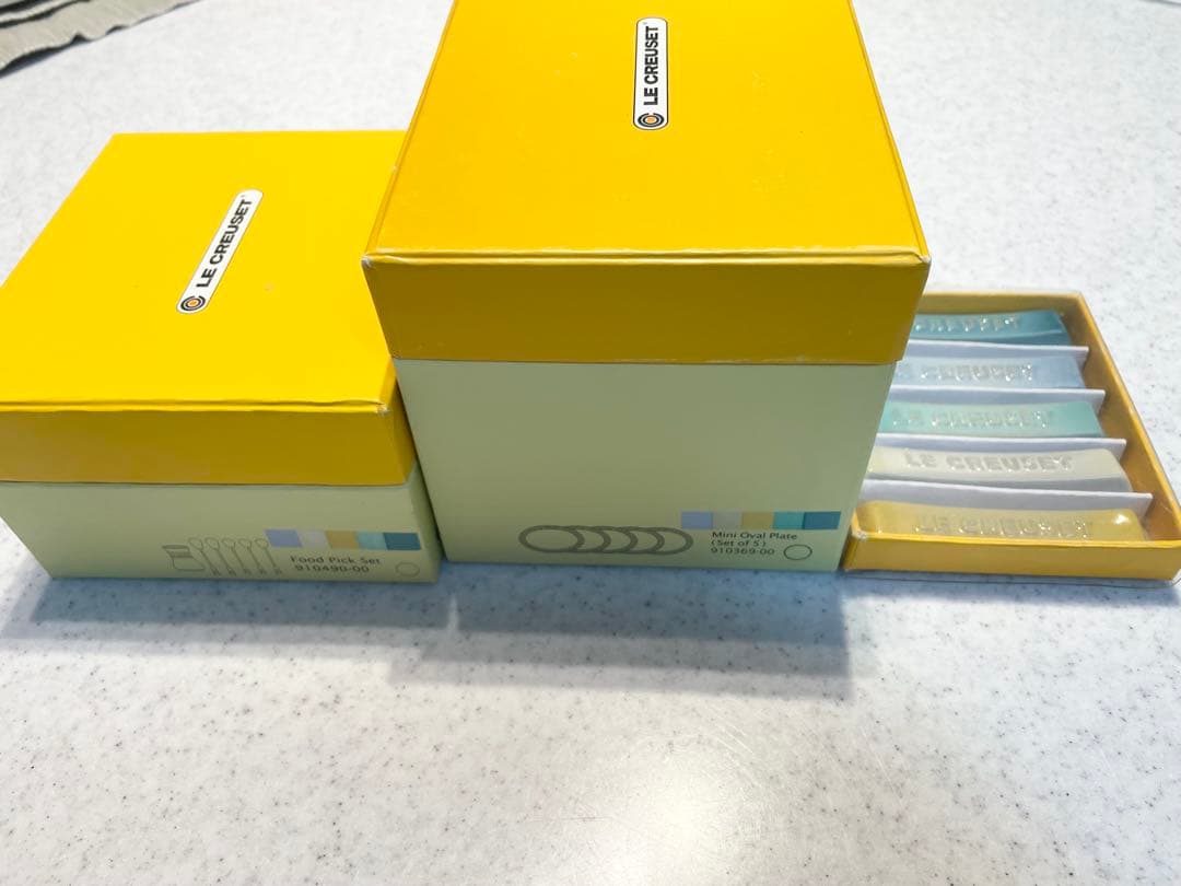 ※みゆき【美品】ル・クルーゼ Urban Resortストーンウェアセット